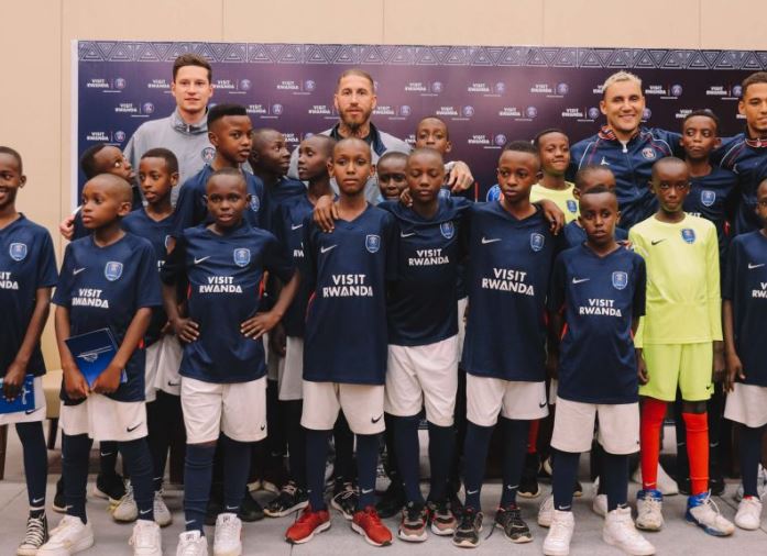 Ruanda: las estrellas del PSG se comprometen a visitar el país nuevamente