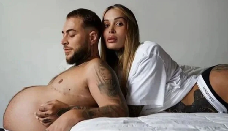 Un hombre trans embarazado, el protagonista de campaña de Calvin Klein